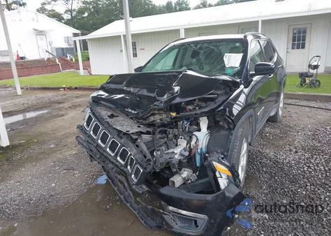 2017 Jeep New Compass Latitude Fwd из США, поврежденный, VIN 3C4NJCBB8HT652799